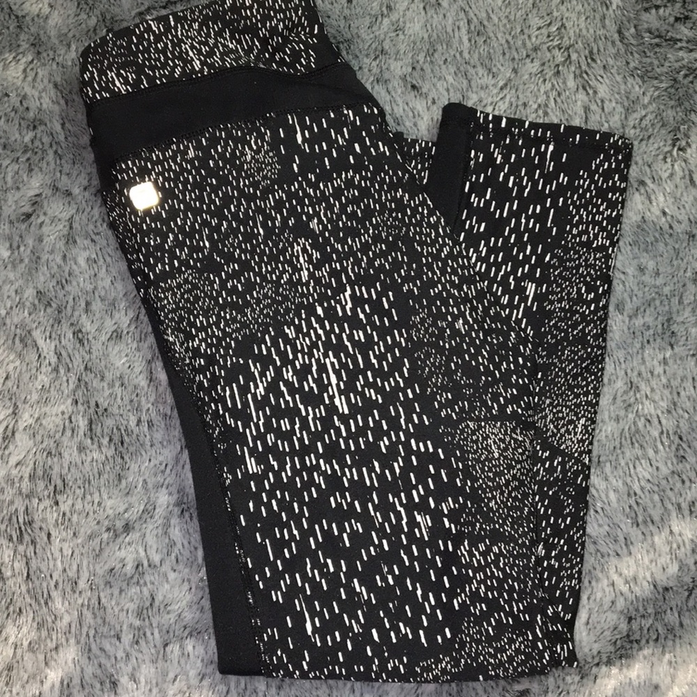 Fabletics crops